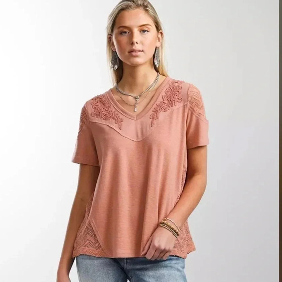 Miss Me Pieced Crochet Top. Sz Small. Mauve pink. - Picture 2 of 9